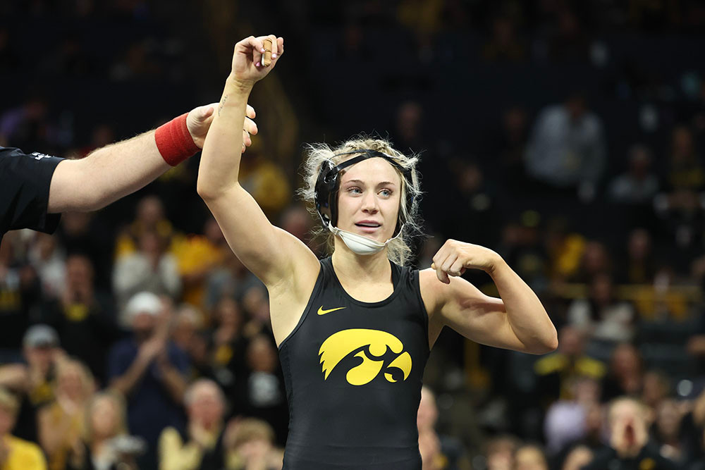 Hawkeyes Dominate in Home Debut - Iowa Hawkeyes Athletics - Official ...