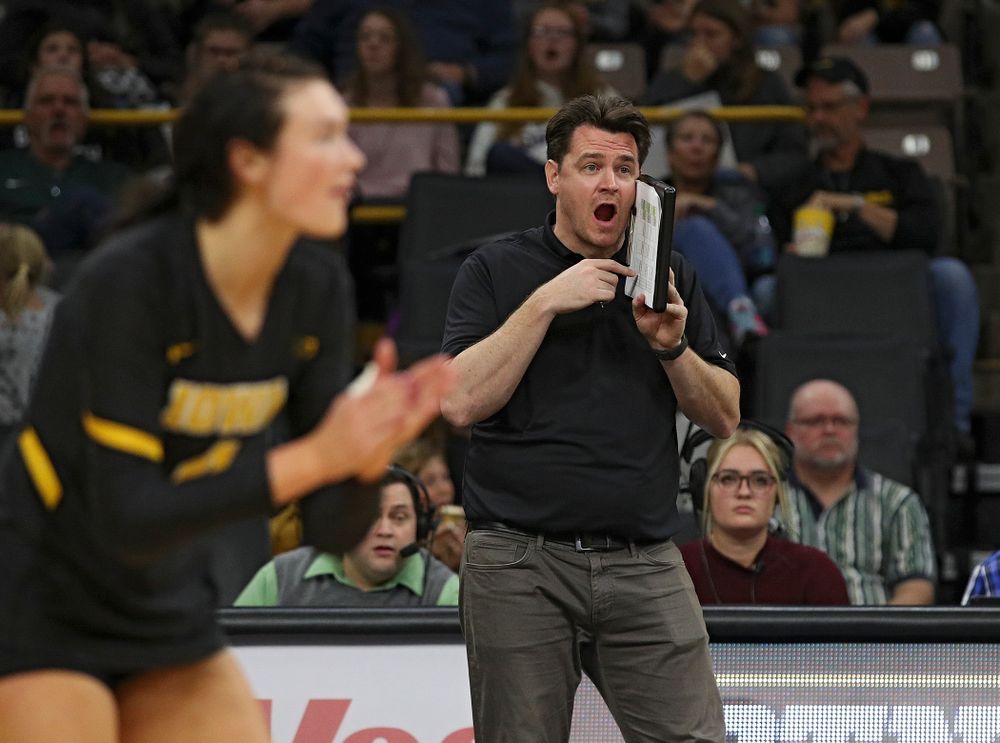 Iowa assistant coach Bobby Hughes shouts to his team during the second set of their volleyball match at Carver-Hawkeye Arena in Iowa City on Sunday, Oct 13, 2019. (Stephen Mally/hawkeyesports.com)