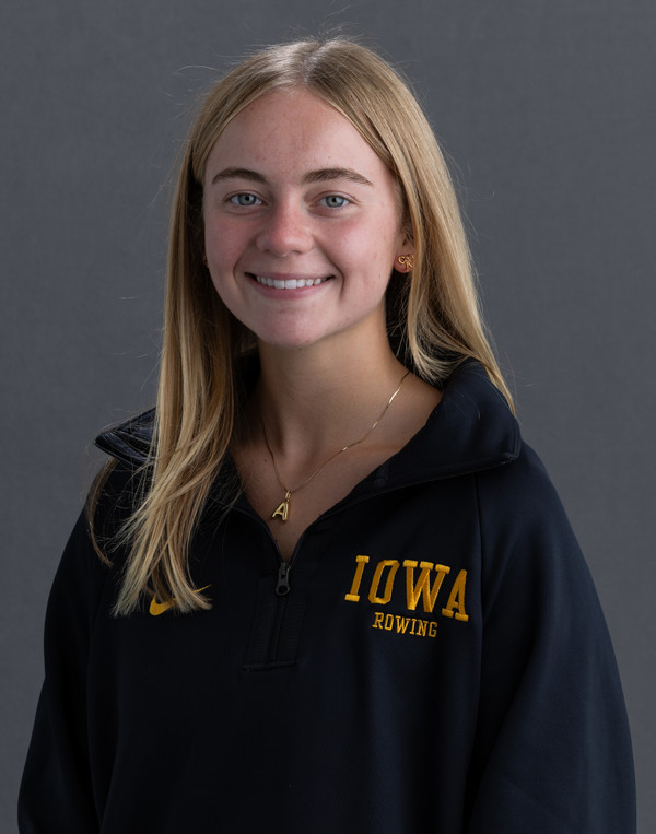 Ava Davis - Women's Rowing - University of Iowa Athletics