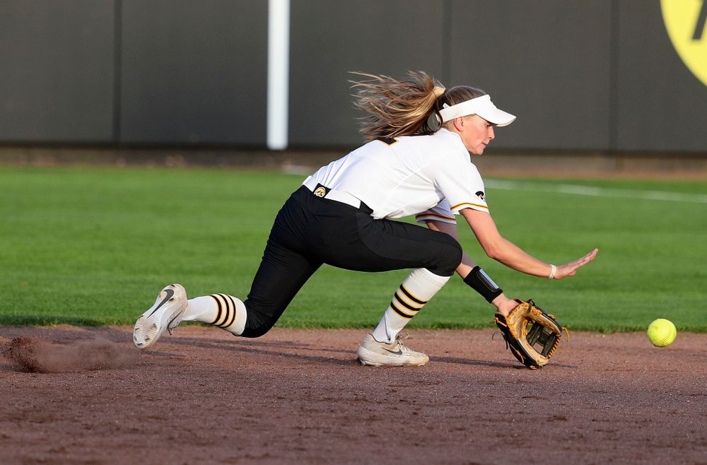 Iowa second baseman Aralee Bogar (2) fields a ground ball during the seventh inning of their game against Ohio State at Pearl Field in Iowa City on Friday, May. 3, 2019. (Stephen Mally/hawkeyesports.com)
