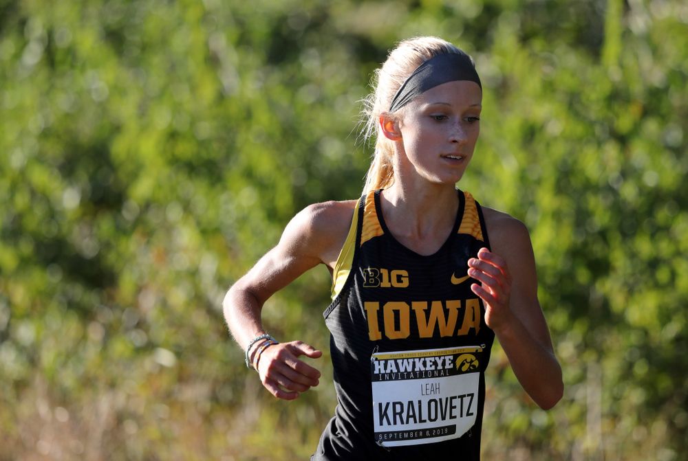 IowaÕs Leah Kralovetz runs in the 2019 Hawkeye Invitational Friday, September 6, 2019 at the Ashton Cross Country Course. (Brian Ray/hawkeyesports.com)