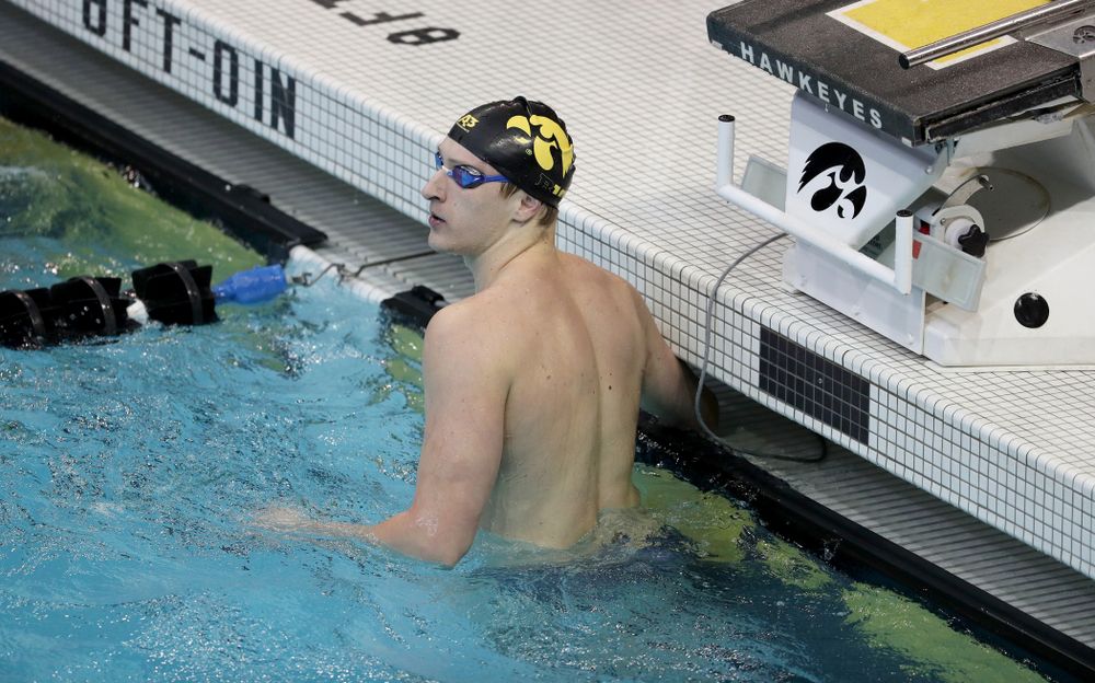 IowaÕs Joe Myhre swims the freestyle leg of the 200 Medley Relay against Notre Dame and Illinois Saturday, January 11, 2020 at the Campus Recreation and Wellness Center.  (Brian Ray/hawkeyesports.com)