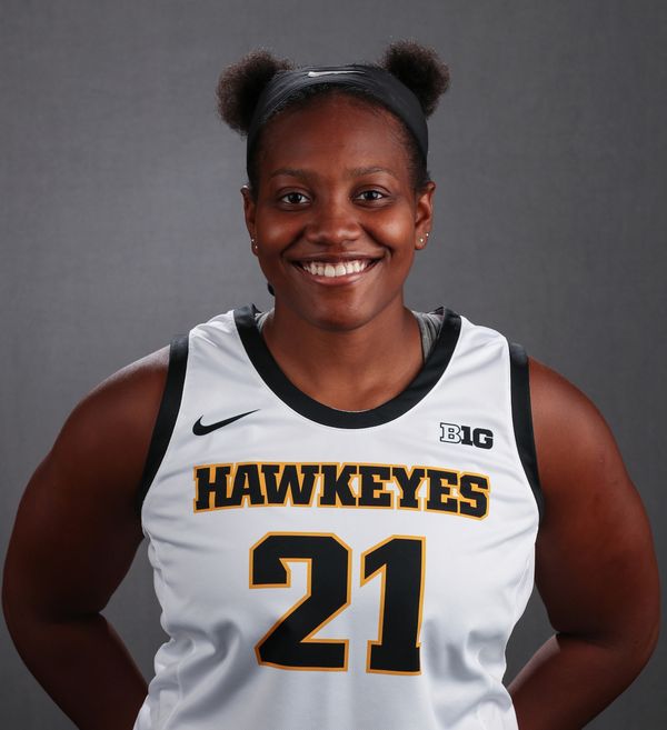 Zion Sanders  - Women's Basketball - University of Iowa Athletics