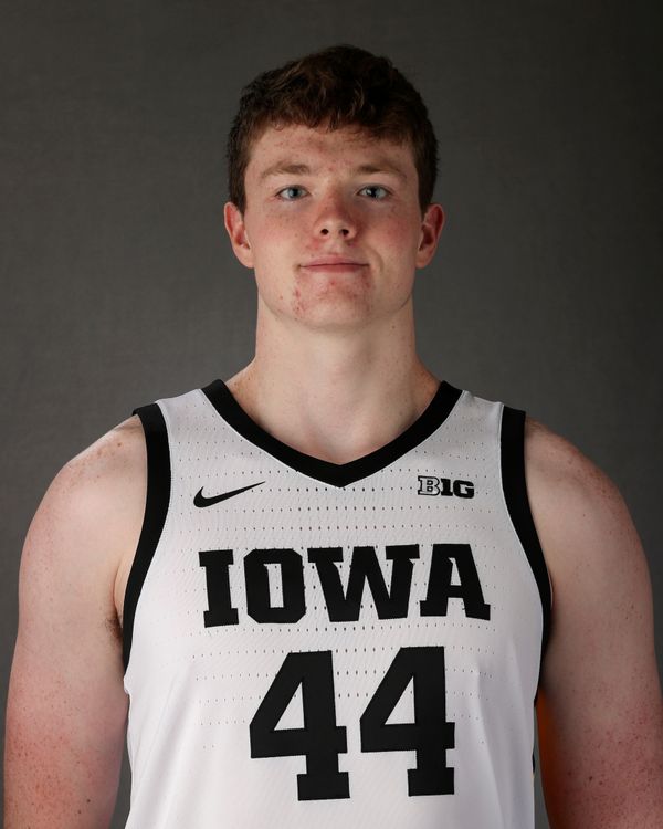 Riley Mulvey - Men's Basketball - University of Iowa Athletics