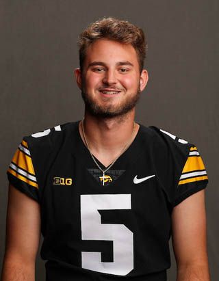 Joe Labas - Football - University of Iowa Athletics