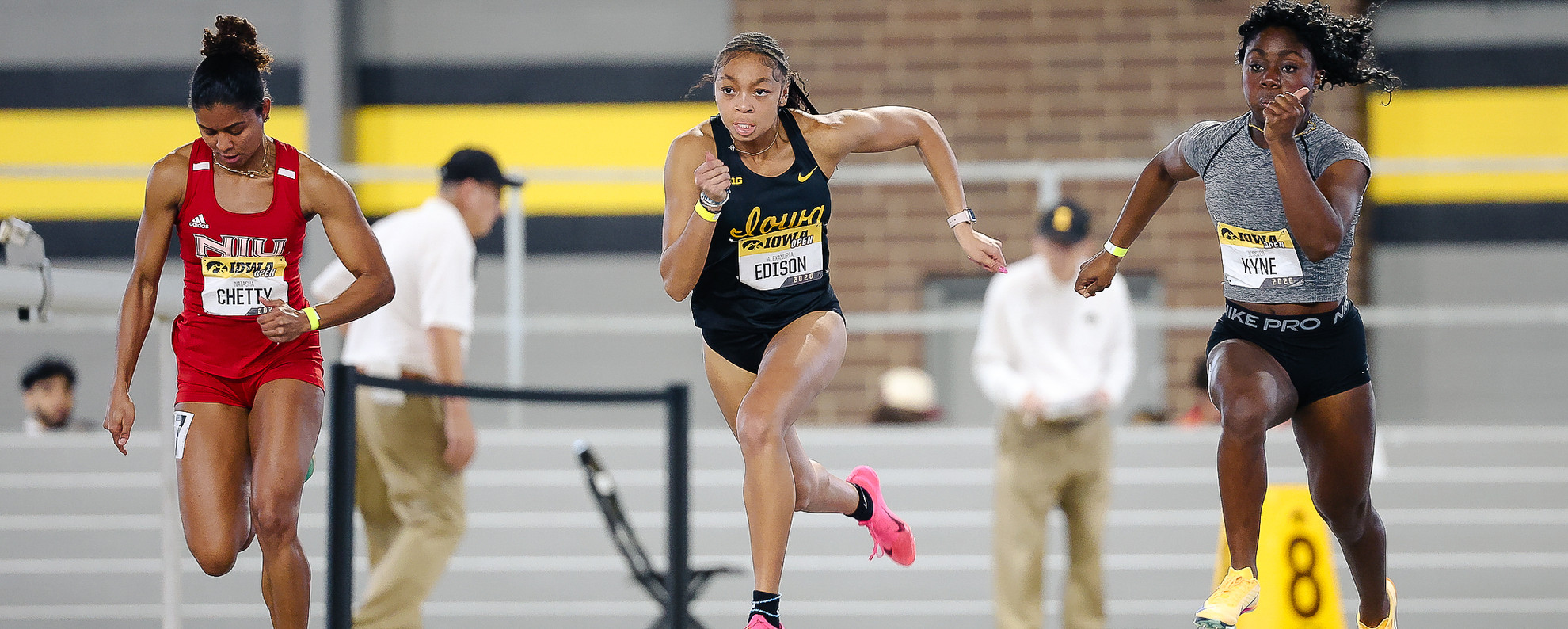McKiver Runs NCAA Lead, World No. 2 in 400m - Iowa Hawkeyes