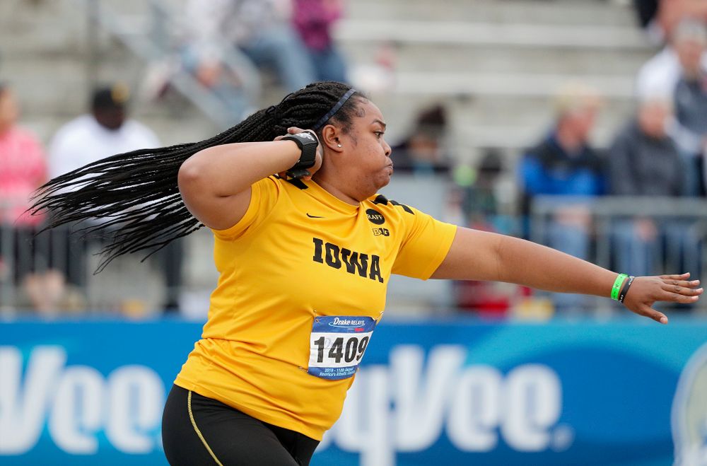 Iowa's Laulauga Tausaga throws in the women's shot put event during the second day of the Drake Relays at Drake Stadium in Des Moines on Friday, Apr. 26, 2019. (Stephen Mally/hawkeyesports.com)