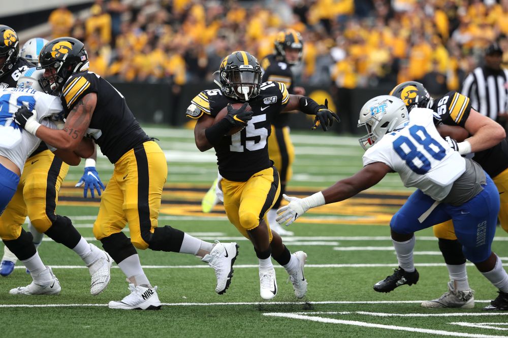 Iowa Hawkeyes running back Tyler Goodson (15) against Middle Tennessee State Saturday, September 28, 2019 at Kinnick Stadium. (Brian Ray/hawkeyesports.com)