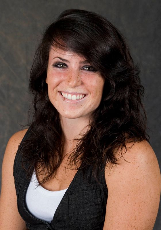 Ashlyn Gulvas - Women's Track &amp; Field - University of Iowa Athletics