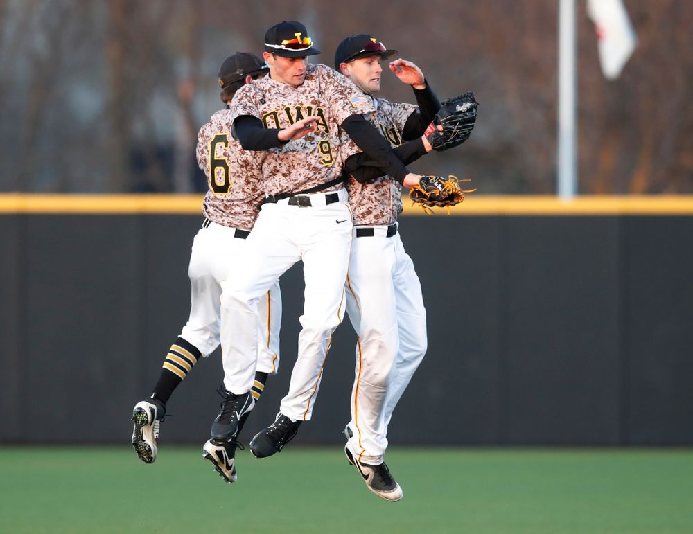 Iowa Hawkeyes outfielder Justin Jenkins (6), outfielder Ben Norman (9), and outfielder Robert Neustrom (44) against the Ohio State Buckeyes Saturday, April 7, 2018 at Duane Banks Field. (Brian Ray/hawkeyesports.com)