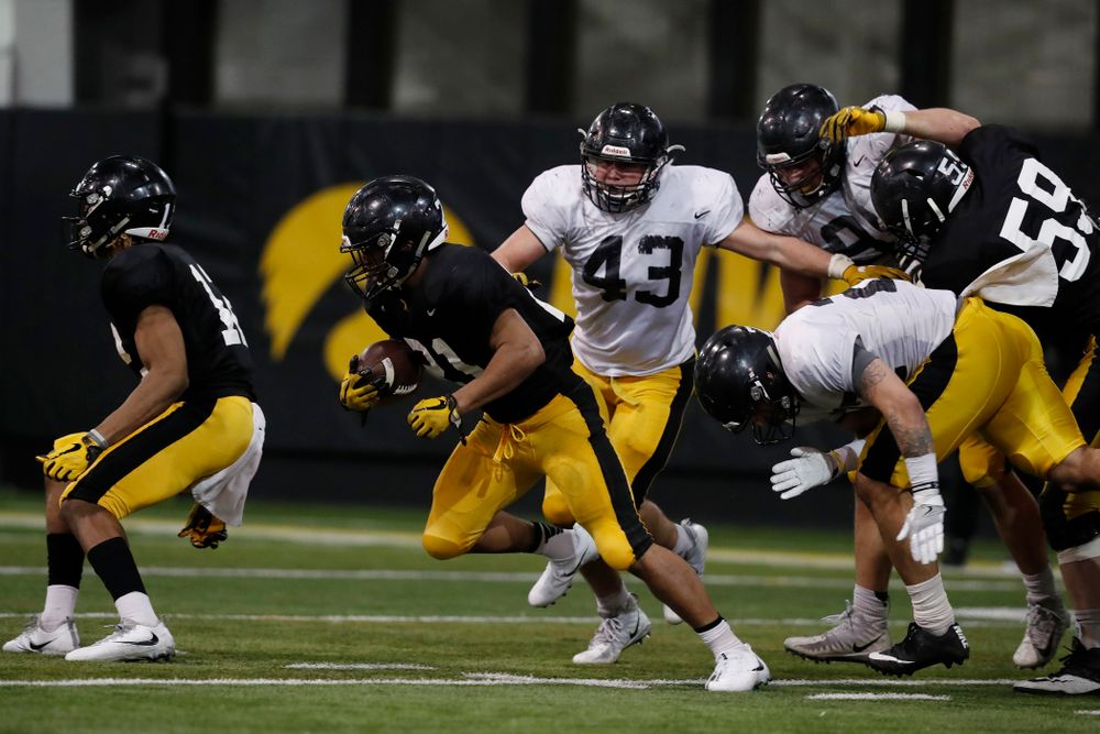 Iowa Hawkeyes running back Ivory Kelly-Martin (21) during spring practice No. 13 Wednesday, April 18, 2018 at the Hansen Football Performance Center. (Brian Ray/hawkeyesports.com)