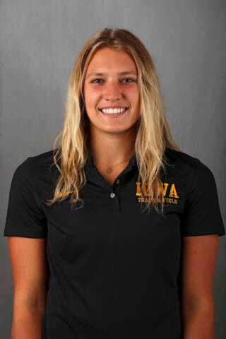 Sarah Bova - Track - University of Iowa Athletics