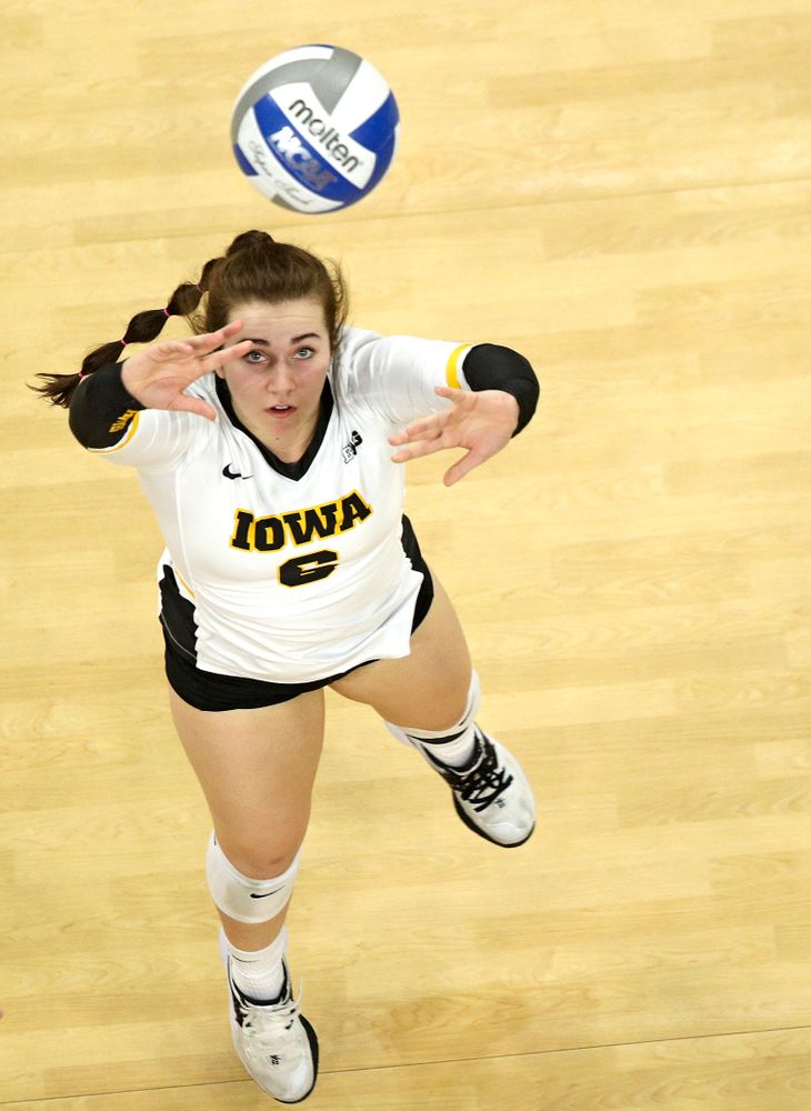 Iowa’s Emma Lowes (6) sets the ball during the second set of their match at Carver-Hawkeye Arena in Iowa City on Saturday, Nov 30, 2019. (Stephen Mally/hawkeyesports.com)