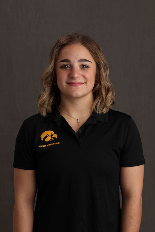 Cali Leng - Women's Wrestling - University of Iowa Athletics