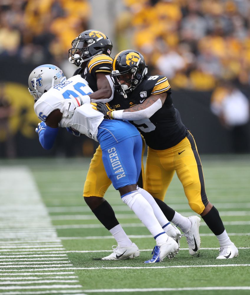 Iowa Hawkeyes defensive back Geno Stone (9) against Middle Tennessee State Saturday, September 28, 2019 at Kinnick Stadium. (Max Allen/hawkeyesports.com)