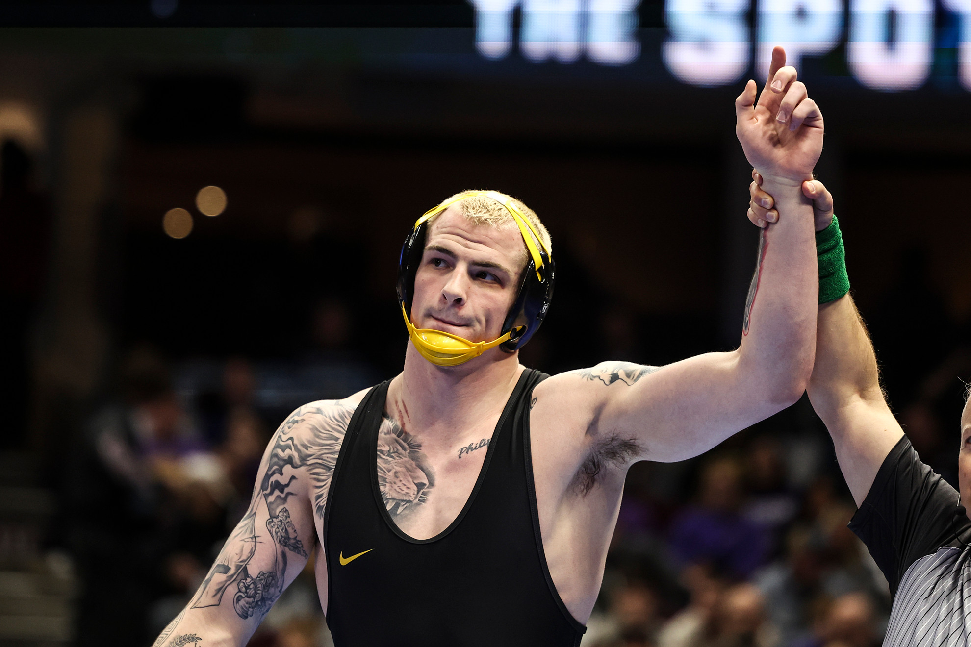 hawkeyesports.com