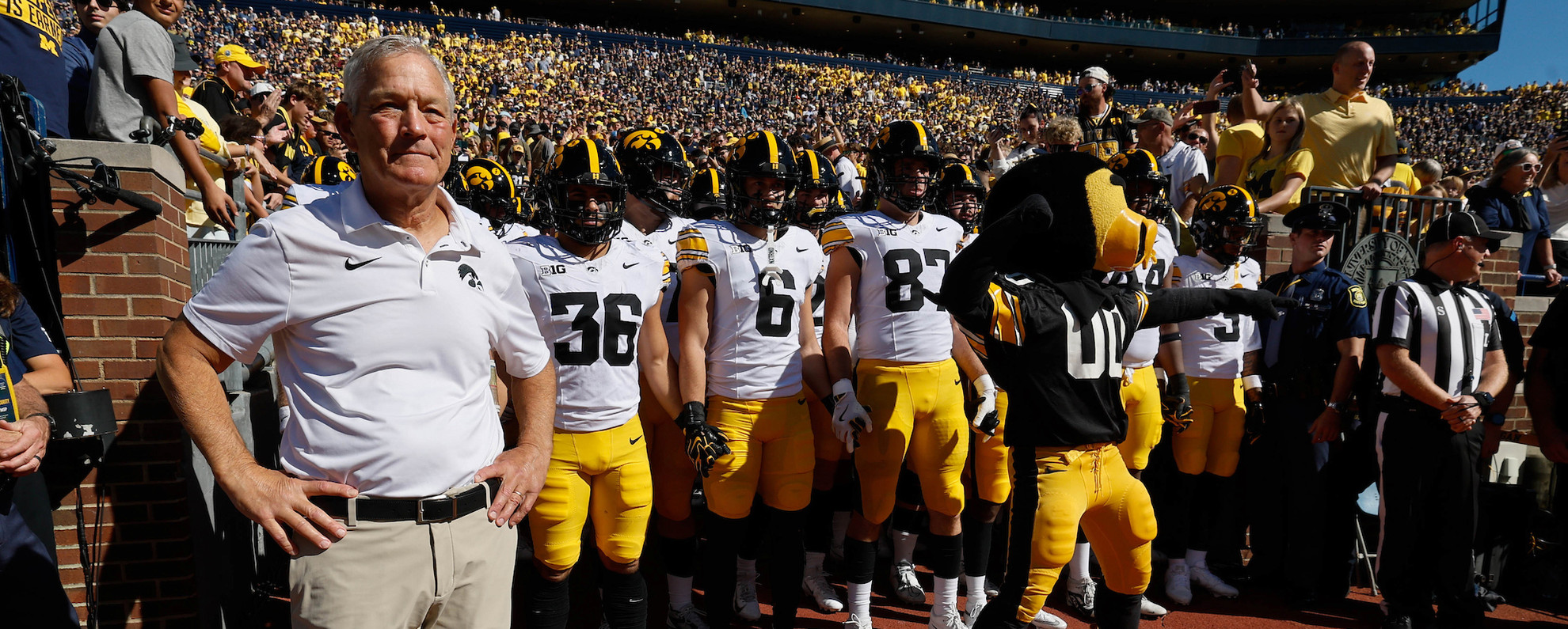 Ferentz returns to the Dodd Trophy conversation. cover