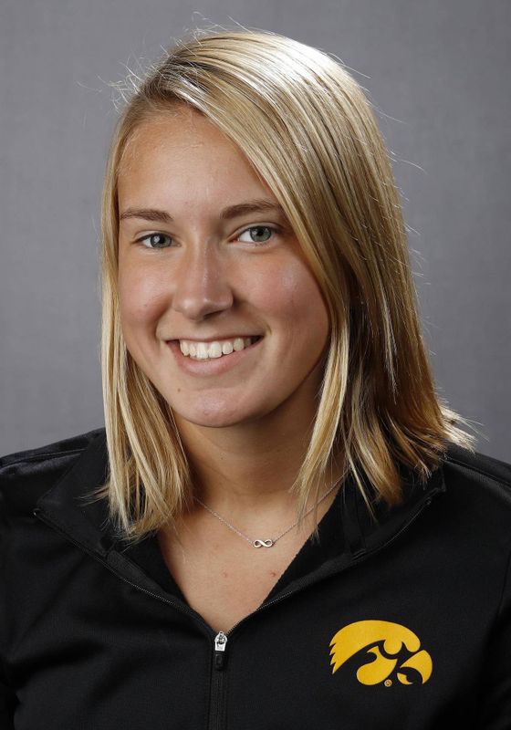 Julie Hollensbe - Women's Track &amp; Field - University of Iowa Athletics