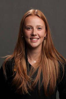Cara Burns - Women's Rowing - University of Iowa Athletics