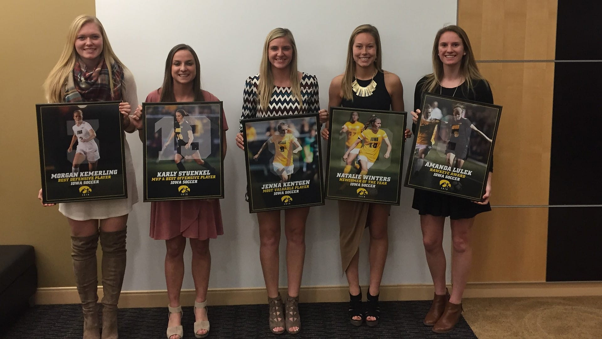 Hawkeyes Announce 2016 Award Winners - Iowa Hawkeyes Athletics - Official Athletics Website Hawkeyes Announce 2016 Award Winners - Iowa Hawkeyes Athletics - Official Athletics Website