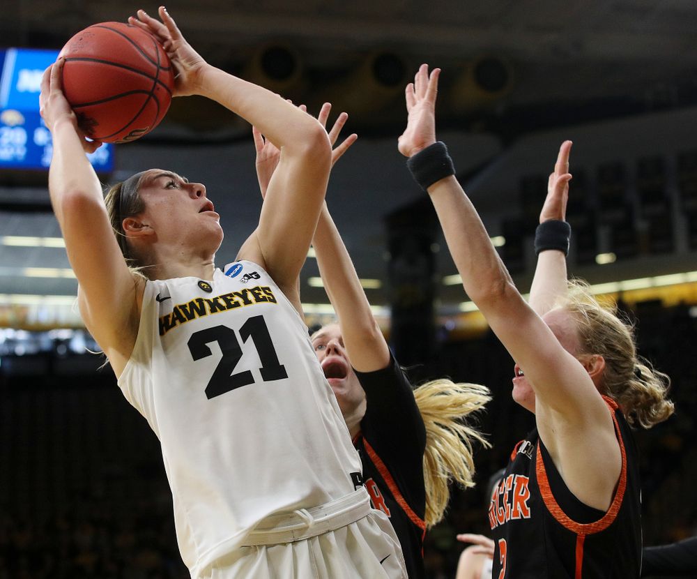 Iowa Hawkeyes forward Hannah Stewart (21) makes a basket during the first round of the 2019 NCAA Women's Basketball Tournament at Carver Hawkeye Arena in Iowa City on Friday, Mar. 22, 2019. (Stephen Mally for hawkeyesports.com)