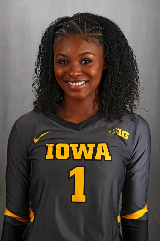 Nia Washington - Volleyball - University of Iowa Athletics