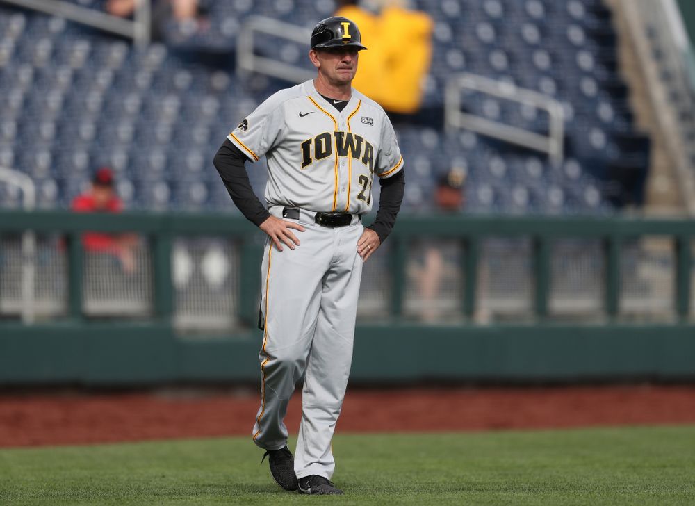 Iowa Hawkeyes head coach Rick Heller against the Indiana Hoosiers in the first round of the Big Ten Baseball Tournament Wednesday, May 22, 2019 at TD Ameritrade Park in Omaha, Neb. (Brian Ray/hawkeyesports.com)