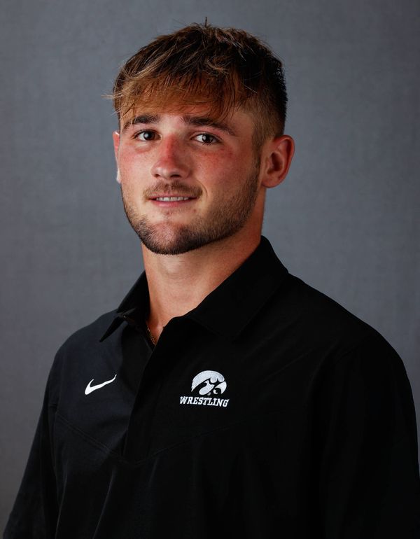 Drew  Bennett - Wrestling - University of Iowa Athletics