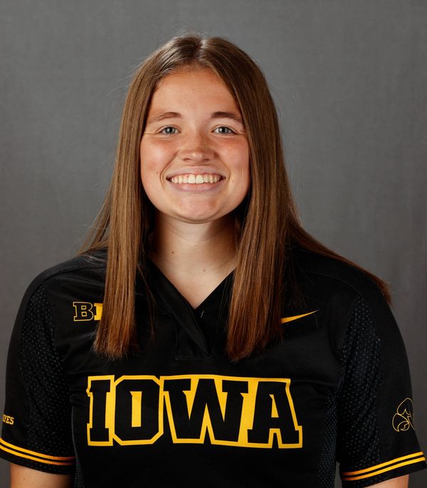 Maggie Peterson - Softball - University of Iowa Athletics