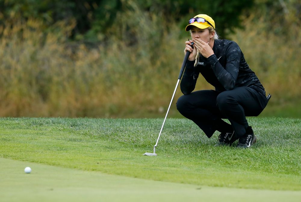 Iowa's Shawn Rennegarbe lines up a putt during the final round of the Diane Thomason Invitational at Finkbine Golf Course on September 30, 2018. (Tork Mason/hawkeyesports.com)
