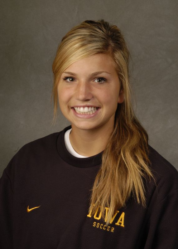 Suzy Levett - Women's Soccer - University of Iowa Athletics