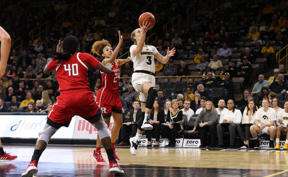 Iowa Hawkeyes guard Makenzie Meyer (3) against the Rutgers Scarlet Knights Wednesday, January 23, 2019 at Carver-Hawkeye Arena. (Brian Ray/hawkeyesports.com)