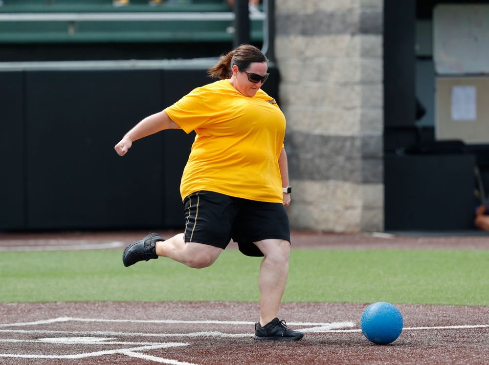 Head Field Hockey Coach Lisa Cellucci during the Iowa Student Athlete Kickoff Kickball game  Sunday, August 19, 2018 at Duane Banks Field. (Brian Ray/hawkeyesports.com)