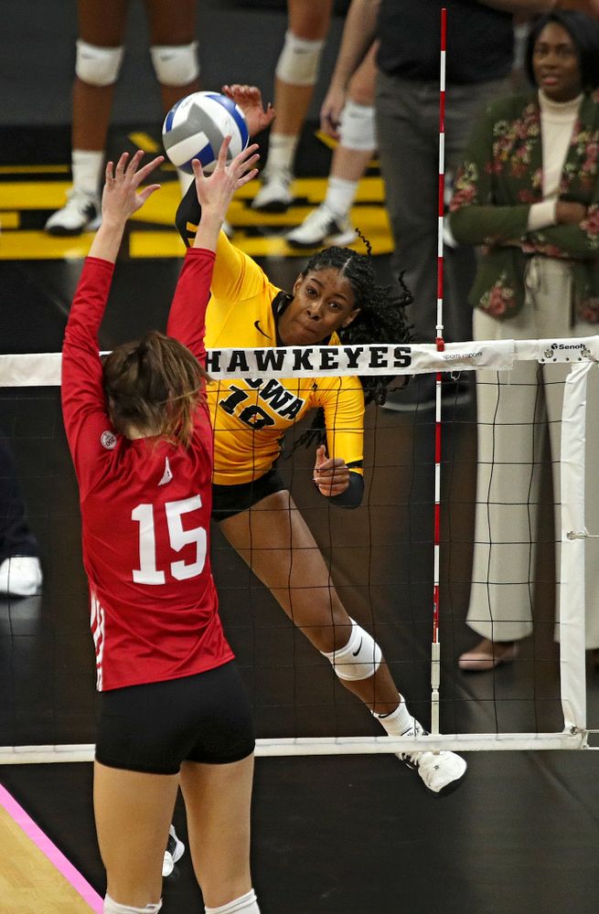 Iowa’s Griere Hughes (10) lines up a shot during their match at Carver-Hawkeye Arena in Iowa City on Sunday, Oct 20, 2019. (Stephen Mally/hawkeyesports.com)