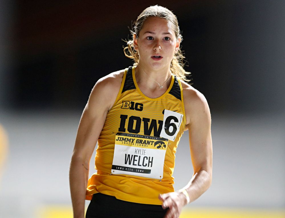 Iowa’s Kylie Welch runs the women’s 300 meter invitational event during the Jimmy Grant Invitational at the Recreation Building in Iowa City on Saturday, December 14, 2019. (Stephen Mally/hawkeyesports.com)