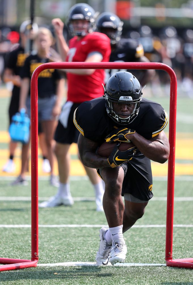 Iowa Hawkeyes running back Mekhi Sargent (10) during the third practice of fall camp Sunday, August 5, 2018 at the Kenyon Football Practice Facility. (Brian Ray/hawkeyesports.com)
