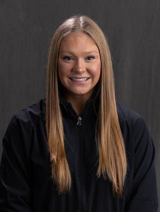 Emily Erb - Women's Gymnastics - University of Iowa Athletics