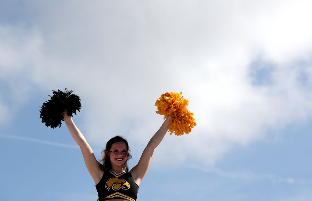 The Iowa Cheerleaders during the Outback Bowl Beach Day Sunday, December 30, 2018 at Clearwater Beach. (Brian Ray/hawkeyesports.com)