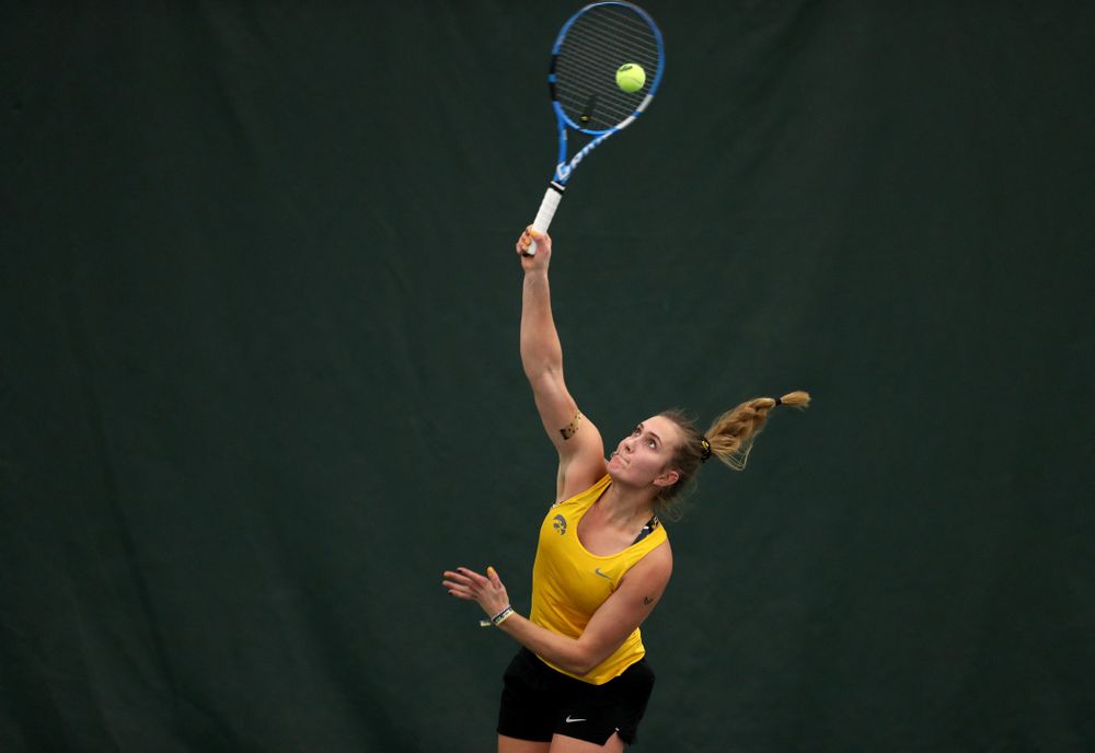 Iowa's Ashleigh Jacobs against the Iowa State Cyclones Friday, February 8, 2019 at the Hawkeye Tennis and Recreation Complex. (Brian Ray/hawkeyesports.com)