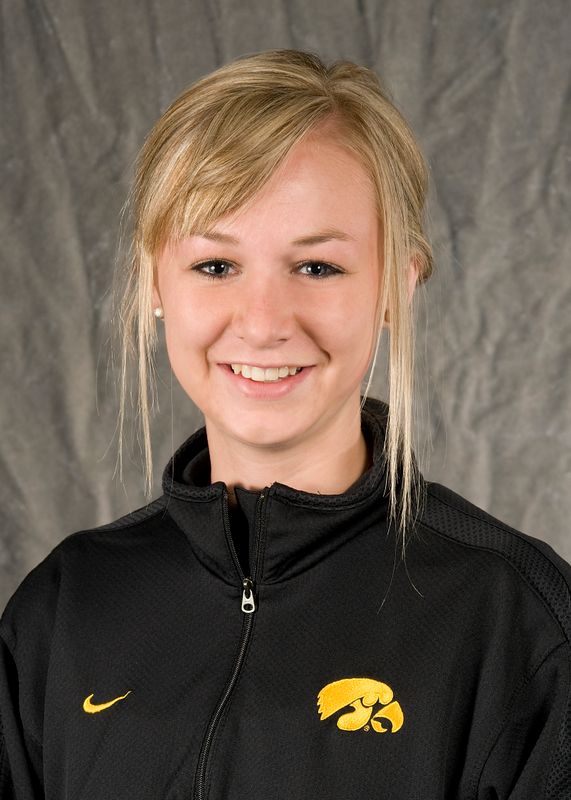 Emily Melvold - Women's Rowing - University of Iowa Athletics