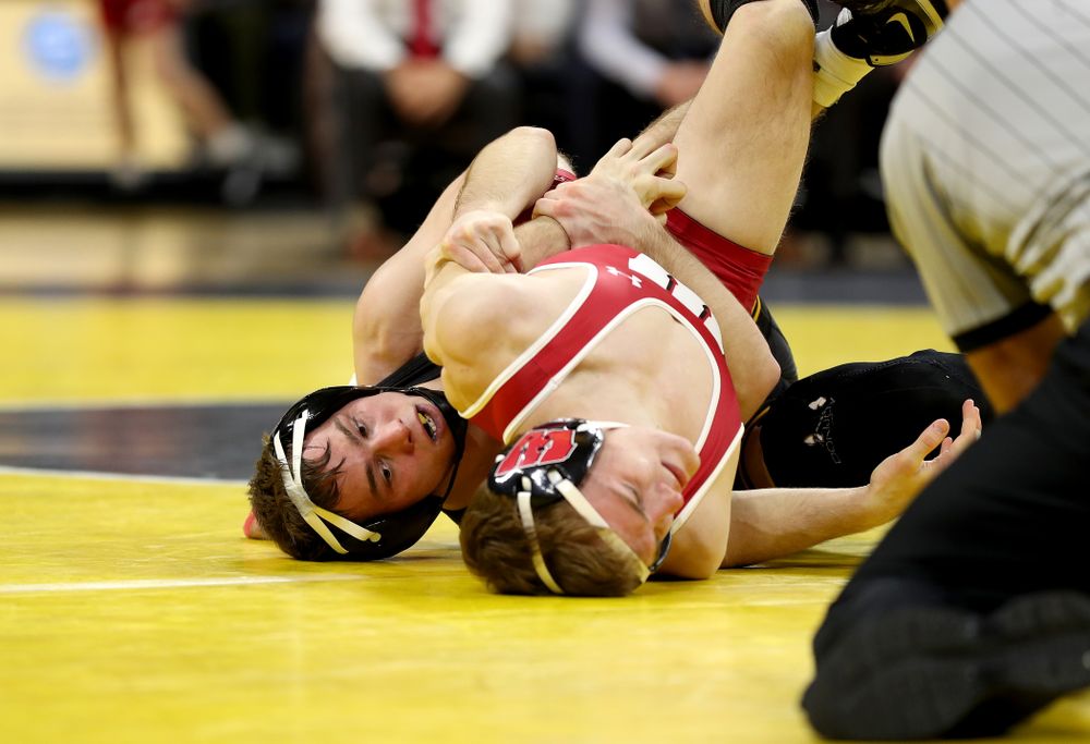 IowaÕs Spencer Lee wrestles WisconsinÕs  Michael Cullen at 125 pounds Sunday, December 1, 2019 at Carver-Hawkeye Arena. Lee won the match with a 16-0 technical fall. (Brian Ray/hawkeyesports.com)