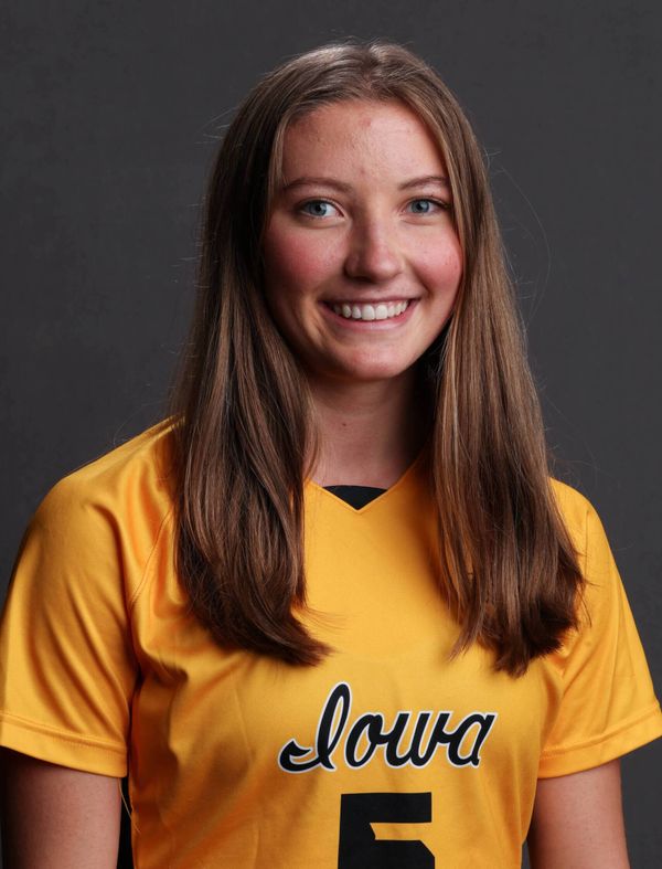 Sofia Bush - Women's Soccer - University of Iowa Athletics