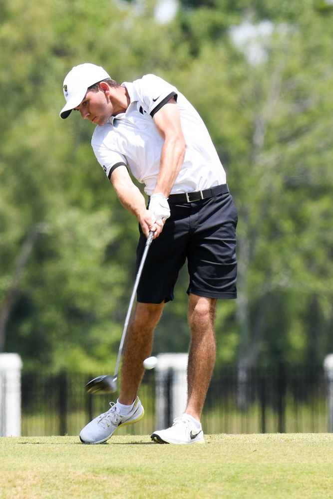 Freshman Jack Simpson competes in the first round of the NCAA Men's Golf Regional. (Photo:SE Sports Media/Sideline Sports).