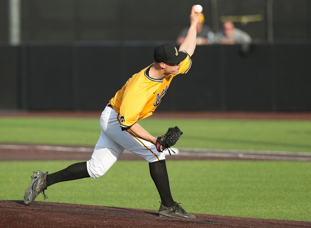 Iowa Hawkeyes pitcher Kyle Shimp (45) delivers to the plate during the sixth inning of their game against Northern Illinois at Duane Banks Field in Iowa City on Tuesday, Apr. 16, 2019. (Stephen Mally/hawkeyesports.com)