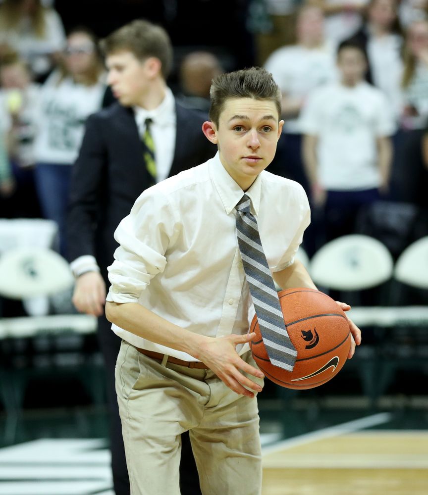 Manager Dylan Mihalke against Michigan State Tuesday, February 25, 2020 at the Breslin Center in East Lansing, MI. (Brian Ray/hawkeyesports.com)