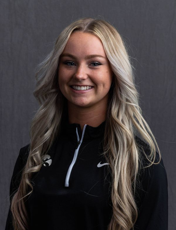 Alexa Ebeling - Women's Gymnastics - University of Iowa Athletics