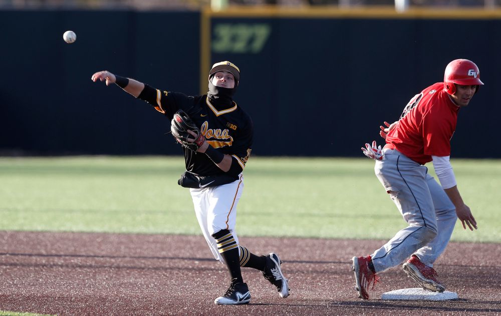 Iowa Hawkeyes infielder Mitchell Boe (4) against Grand View Wednesday, April 4, 2018 at Duane Banks Field. (Brian Ray/hawkeyesports.com)