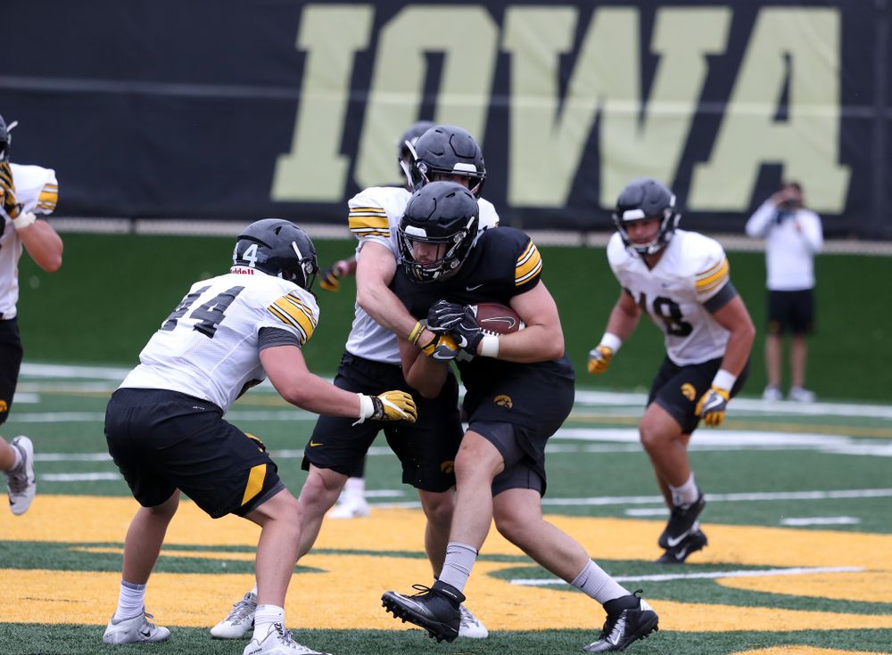 Iowa Hawkeyes tight end Nate Wieting (39) during practice No. 4 of Fall Camp Monday, August 6, 2018 at the Hansen Football Performance Center. (Brian Ray/hawkeyesports.com)
