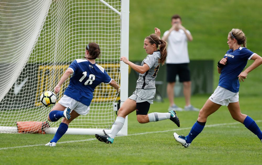 Iowa Hawkeyes Rose Ripslinger (15) against Indiana State Sunday, August 26, 2018 at the Iowa Soccer Complex. (Brian Ray/hawkeyesports.com)