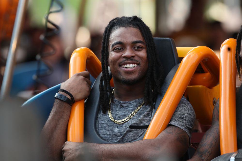Iowa Hawkeyes defensive back Devonte Young (17) rides Falcon's Fury during an Outback Bowl team event Saturday, December 29, 2018 at Busch Gardens in Tampa, FL. (Brian Ray/hawkeyesports.com)